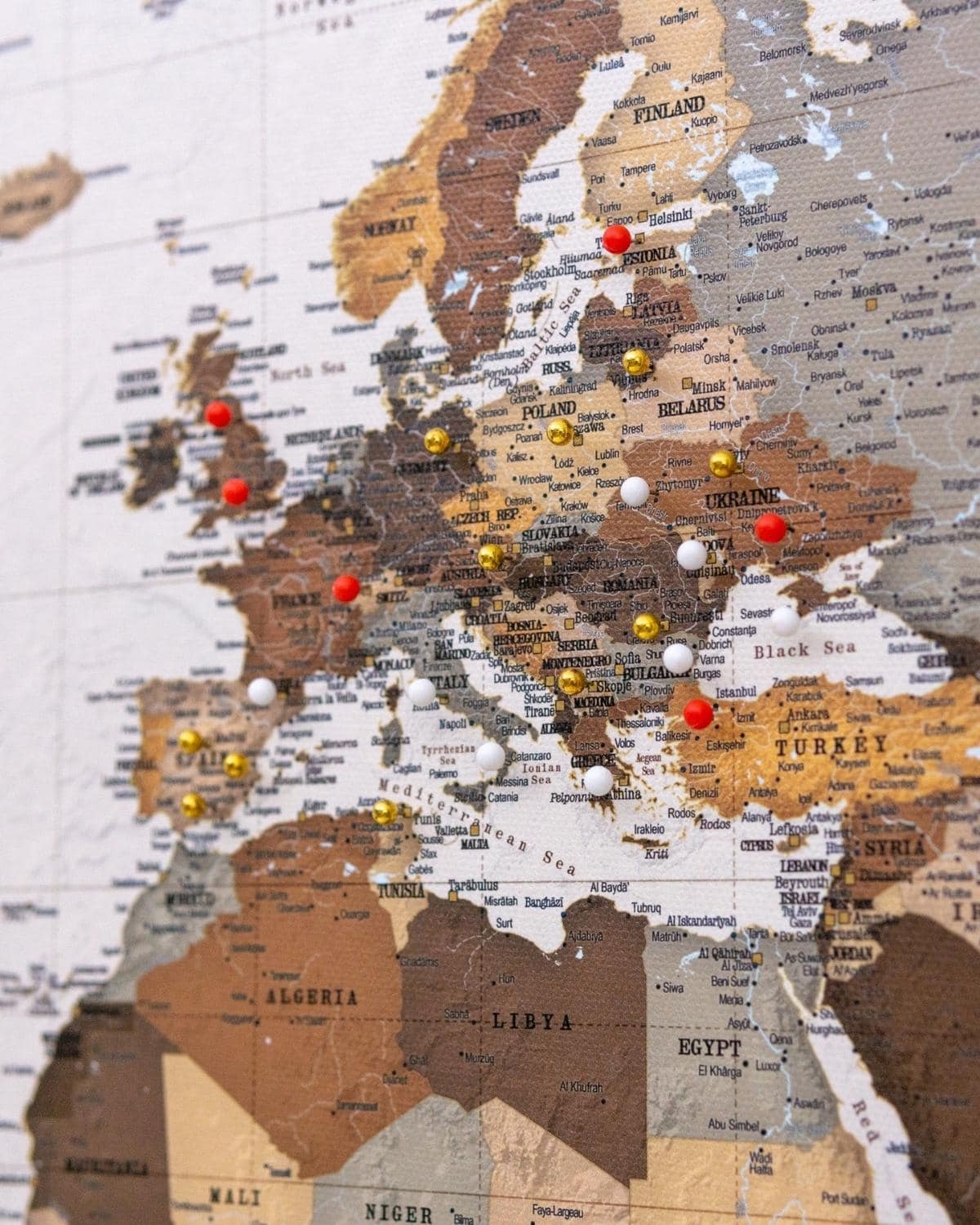 Best World Map To Mark Your Travels All You Need To Know Push Pin Travel Maps